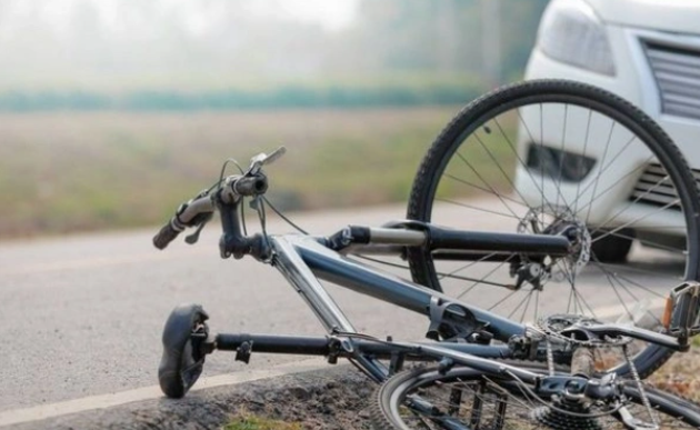 Astarada yük maşını velosipedçini vurdu