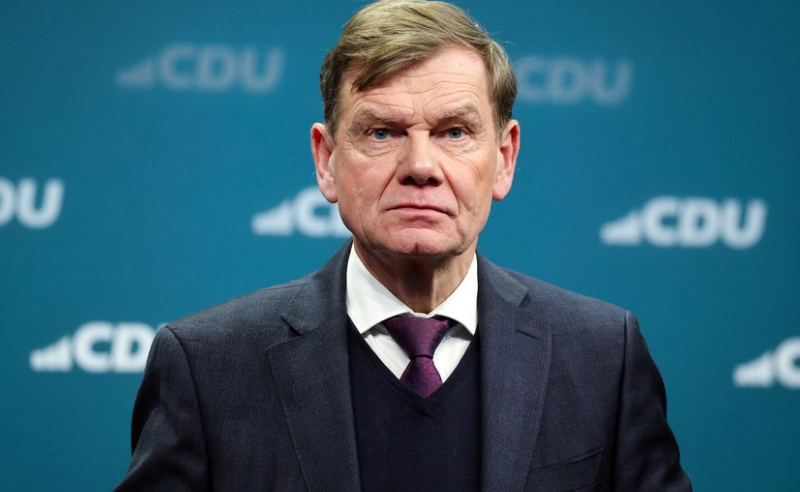 Almaniyanın XİN rəhbəri Ukraynanın atəşkəs olmadan danışıqlar aparmayacağını deyib