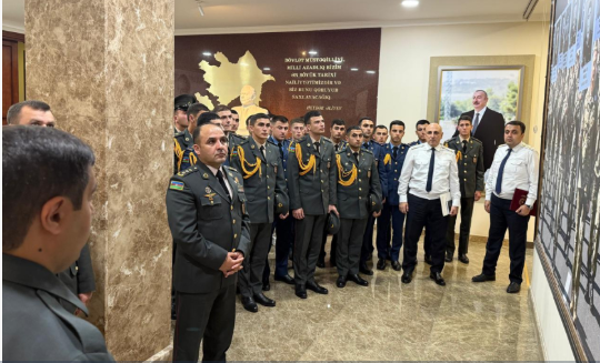 Hərbi prokuror Heydər Əliyev adına Hərbi İnstitutun kursantları ilə görüşüb