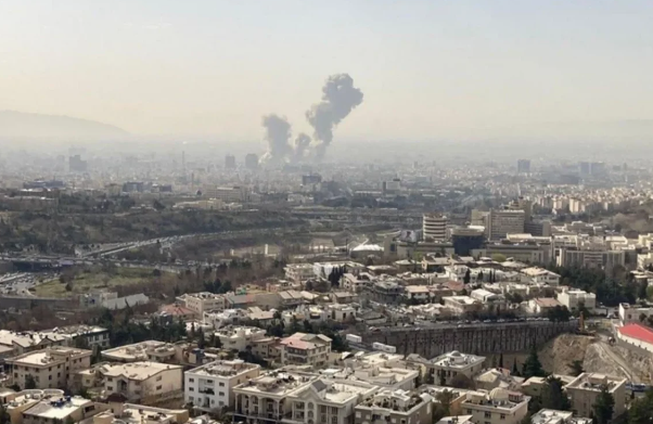 İsrail ordusu SEPAH-ın Kosmik Qüvvələrinin qərargahına hücum etdiyini açıqlayıb