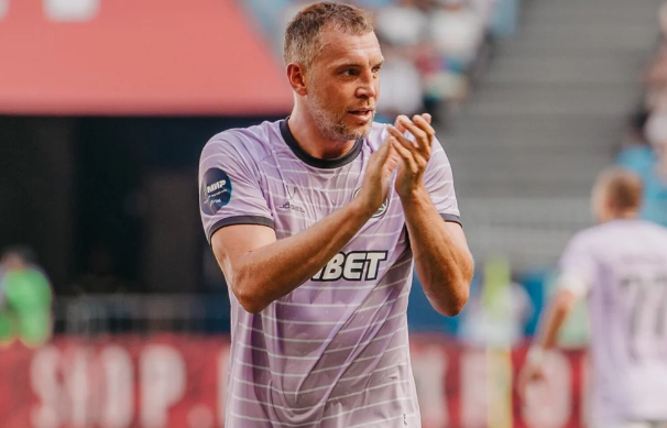 Əfsanəvi futbolçu Artyom Dzyuba karyerasını başa vurdu