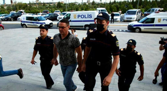 Eldəniz Səlimovun deputatlığına xitam verildi