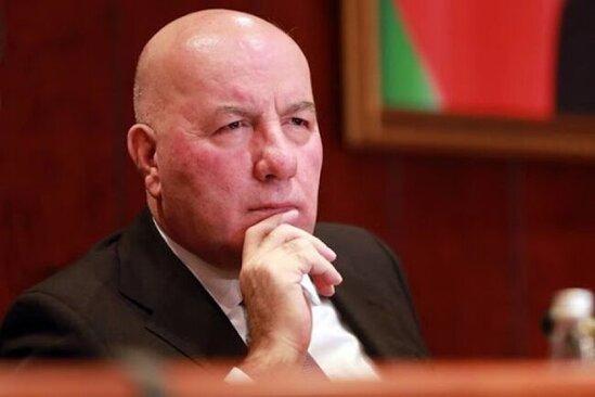 Prezident Elman Rüstəmovu təltif etdi