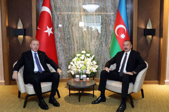 Ərdoğan İlham Əliyevi Zəfər Günü münasibətilə təbrik edib