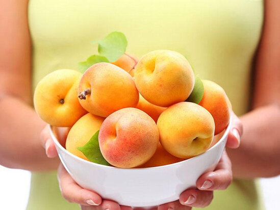 Ərik yeməklə bu xəstəliklərdən qurtulun - Sağlamlığa 10 faydası