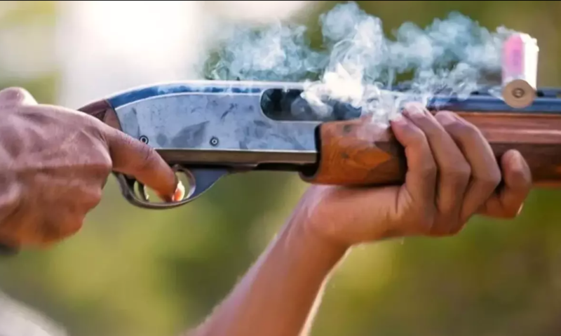 Donuz ovuna çıxan kişi səhvən atasını səhvən vuraraq öldürdü