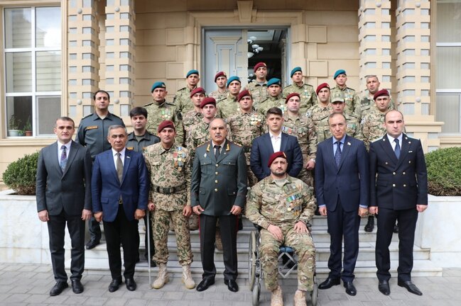 Hərbi Prokurorluqda "Müzəffər Ali Baş Komandan və qalib xalq" mövzusunda elmi-praktiki konfrans keçirilib