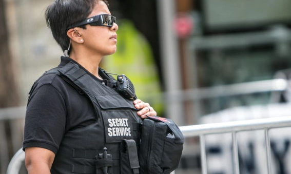 ABŞ Məxfi Xidmətinin iki qadın əməkdaşı Obamanın malikanəsi yaxınlığında dava edib