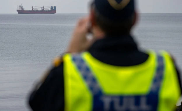 İsveç Ukraynanın sanksiyalar siyahısında olan gəmini SAXLADI