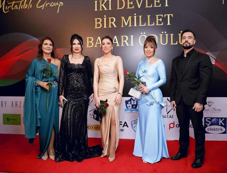 Four Seasons Baku da "Başarı Ödülü" gecəsi təşkil olundu