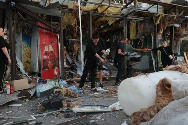 Rusiyanın Zaporojyeyə hücumunda ölənlərin sayı 34 nəfərə çatıb