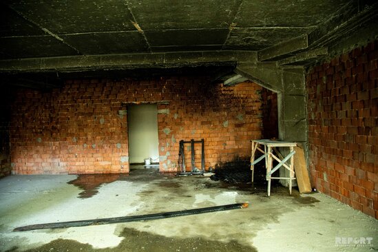 Bakıda uşaq bağçasının yerləşdiyi binada yanğın - FOTO