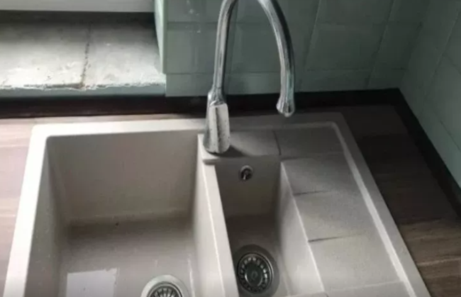 Mətbəx çanağındakı xoşagəlməz qoxunu yox etməyin yolları