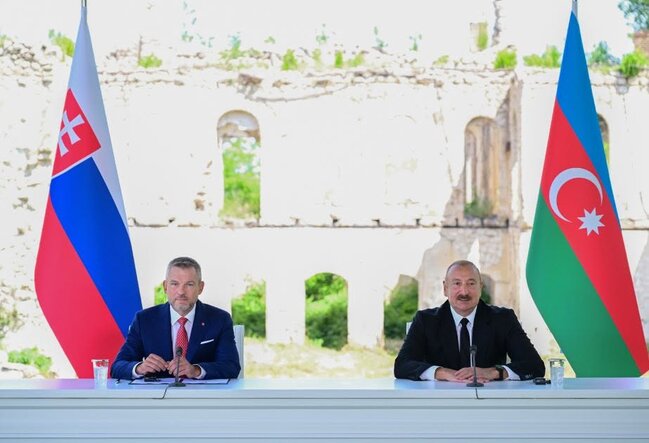 Azərbaycan Slovakiya münasibətləri regional sabitliyə töhfədir