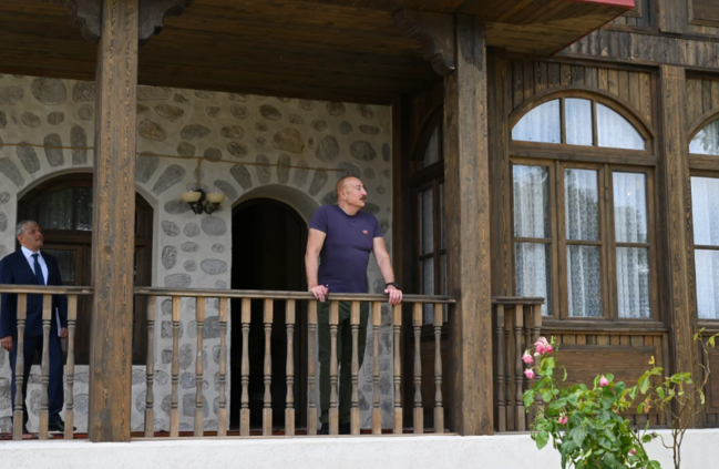 Prezident İlham Əliyev Şuşada "Yasəmən" hotelinin yeni korpusları ilə tanış olub - FOTO