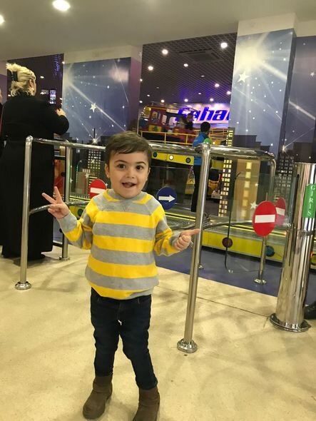 Balaca Ayxanın sizin köməyinizə ehtiyacı var - FOTO