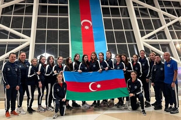 Azərbaycanın voleybol millisi EEVZA çempionatında iştirak etmək üçün Latviyaya gedib