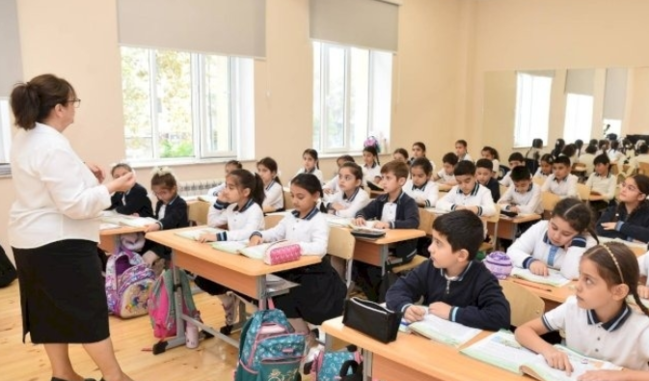 1214 şagirdi SEVİNDİRƏN XƏBƏR - Nazirlik məlumat yaydı