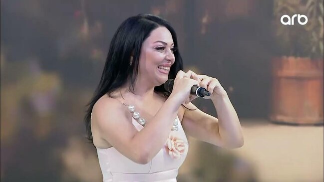 Görün hansı azərbaycanlı müğənninin oğlu FƏHLƏ İŞLƏYİRMİŞ… – FOTO