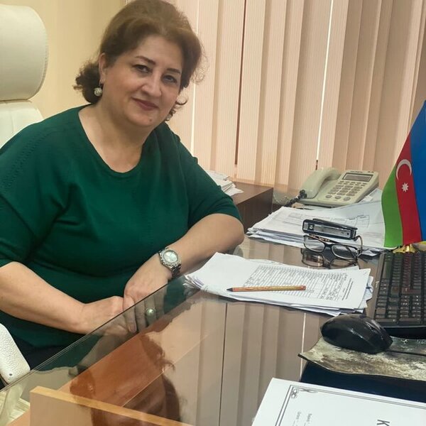 Ərinin baltalayıb öldürdüyü qadın vəzifəli şəxs imiş - Fotolar