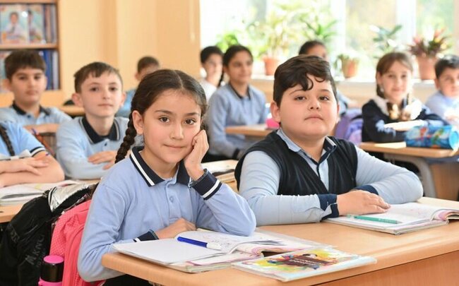 Məktəblərin bağlanma vaxtı dəyişir? - AÇIQLAMA
