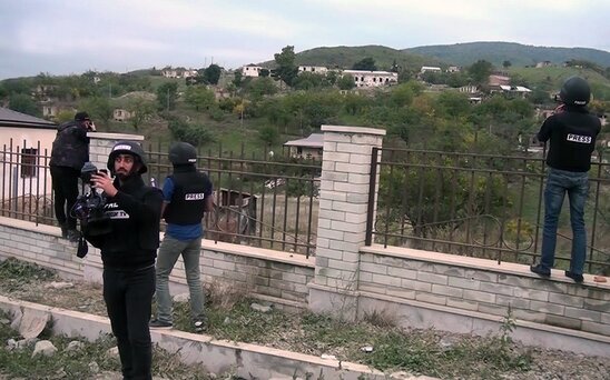 KİV nümayəndələri işğaldan azad edilmiş Talış kəndinə səfər edib-VİDEO