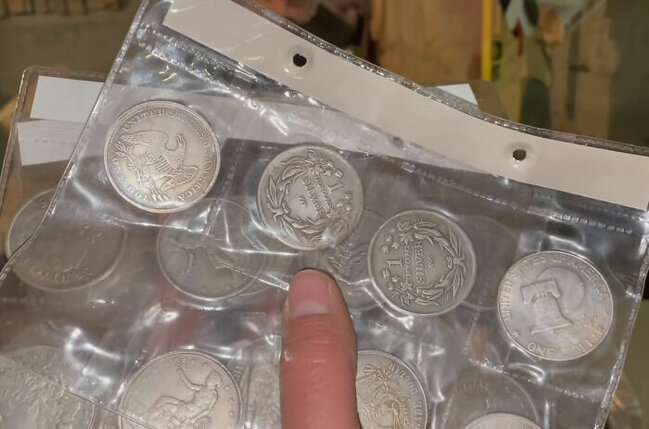 Adi müəllimənin əşyalarını aldı - XƏZİNƏ TAPDI - FOTO-VİDEO