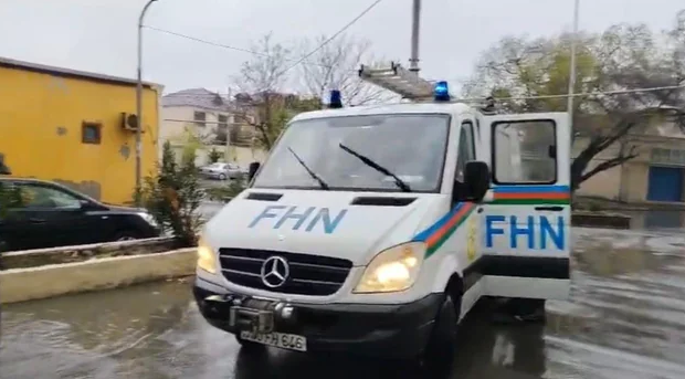 Keşlədə normadan artıq yağıntı: Vətəndaşlar təxliyə edilirlər - FOTO - VİDEO