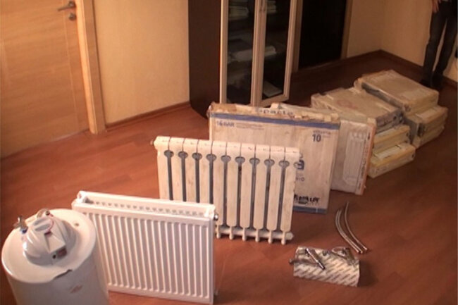 Bakıda evin radiatorlarını söküb oğurladılar