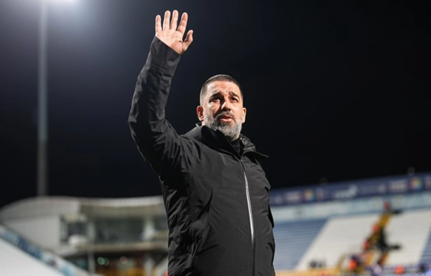 Arda Turan "Şaxtyor Donetsk"in yeni baş məşqçisi olacaq