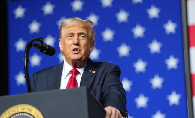 KİV: Tramp ABŞ Hərbi Dəniz Qüvvələrini "Qızıl donanma"ya çevirmək istəyir