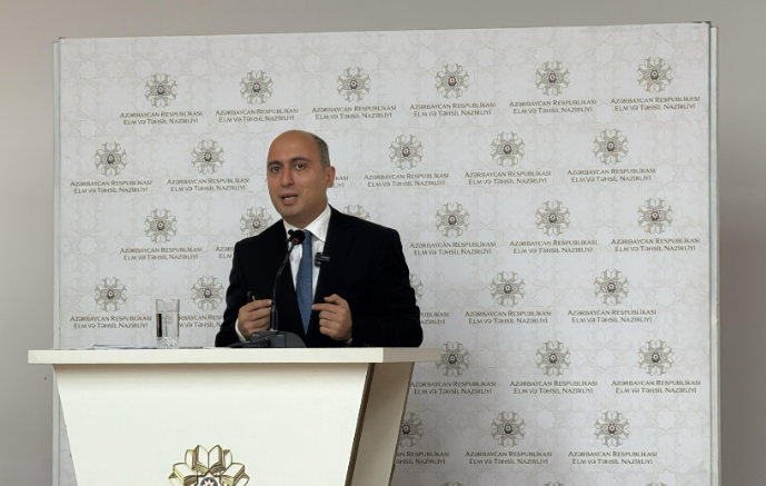 "Ölkədə 600-ə yaxın məktəb tikilib və ya təmir olunub" - Emin Əmrullayev