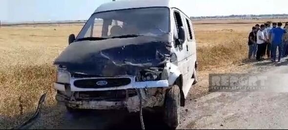 Cəlilabadda iki avtomobil toqquşdu: Xəsarət alanlar var - FOTO