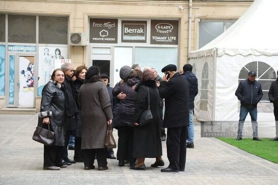 Tehrandakı səfirliyə terror hücumu nəticəsində həlak olan Orxan Əsgərovun yas mərasimi davam edir - FOTO