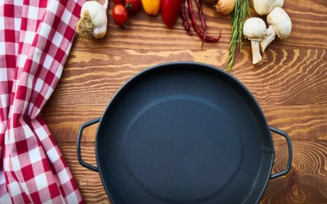 Çuqun tavalarınızı belə saxlasanız çürüyəcək