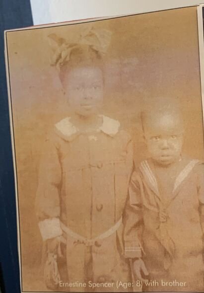 104 yaşlı bərbər uzunömürlülüyün sirrini bölüşdü - FOTO