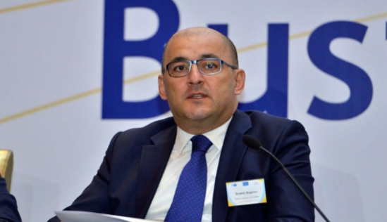 Prezidentin Gömrük Komitəsinin idarəçiliyini həvalə etdiyi şəxs kimdir? - DOSYE