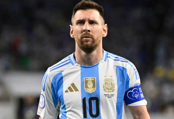 Lionel Messi rekorda imza atıb