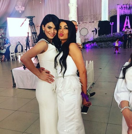 Sevinc-Sevil bacılarının ailəsində TOY- FOTOLAR + VİDEO