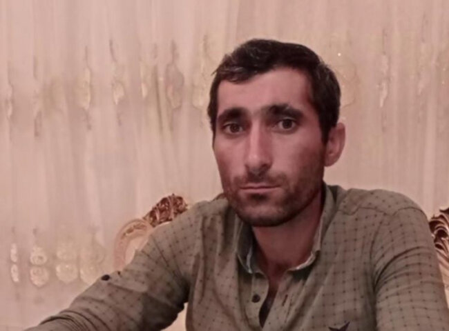 Bir foto ilə Azərbaycanda məşhurlaşan köhnə maşının sahibi GÖRÜN KİMDİR - VİDEO