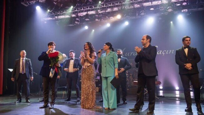 Sevilən sənətkar Murad Laçından Unudulmaz Gecə - "Şirin yuxun olaydım" Konserti Böyük Alqışlarla Qarşılandı