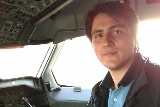 İran rejimi Təbrizdə şərlənərək həbs olunan güneyli fəala təzyiq göstərir