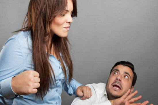 Azərbaycanda qadınların döydüyü 81 kişi: "Döyüldüyünü deməyə utanırlar"