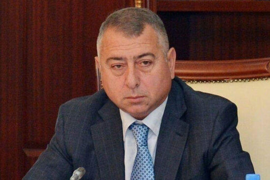 Sabiq deputatın qardaşı: "Evimi və maşınımı satıb ona verdim"