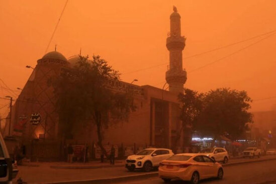 İraqdakı qum fırtınası nəticəsində 400 nəfər xəstəxanalıq oldu - VİDEO
