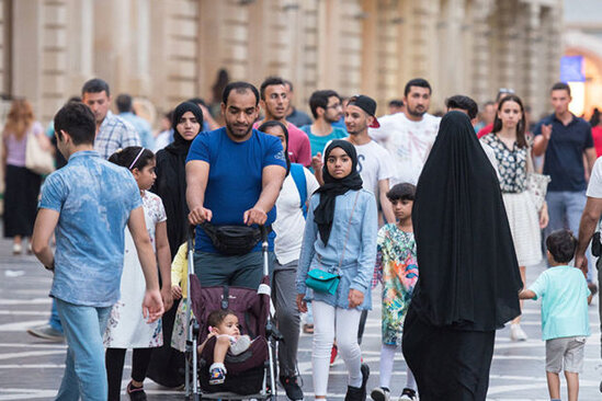 Bayramdan sonra ərəblər Bakıya AXIŞIR