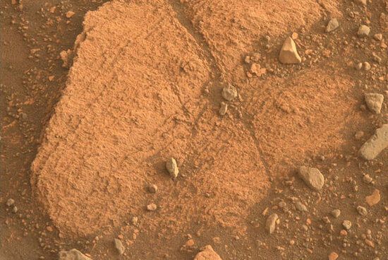 NASA Marsın yaxın məsafədən yeni şəkillərini yayımlayıb - FOTO