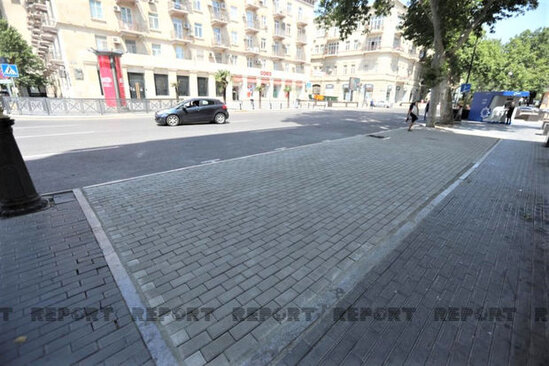 Bakıda qanunsuz parklanma yerində səki tam bərpa edildi - FOTO