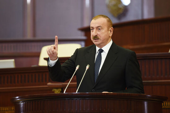 İlham Əliyev: "Biz qoymuruq ki, borclar yığılsın, istəmirik ki, gələcək nəsillər bu borcun altında olsun"