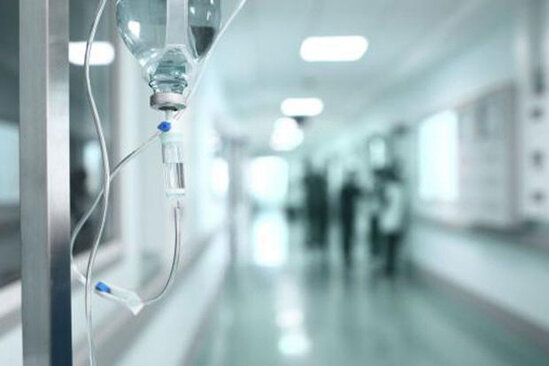 Gəncədə qadın ikinci mərtəbədən yıxıldı